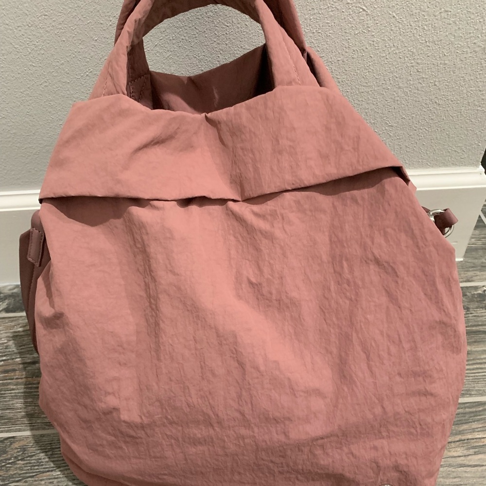 Lululemon - On My Level Tote (large)